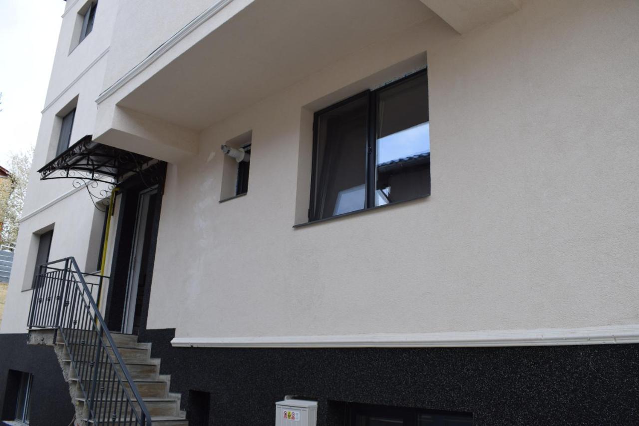 Yns Apartaments Iasi Bagian luar foto
